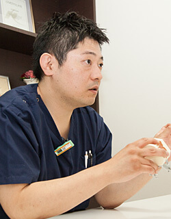 院長・歯学博士 香川県歯科技術専門学校講師 野口 卓司