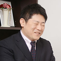 野口 卓司氏