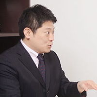 野口 卓司氏